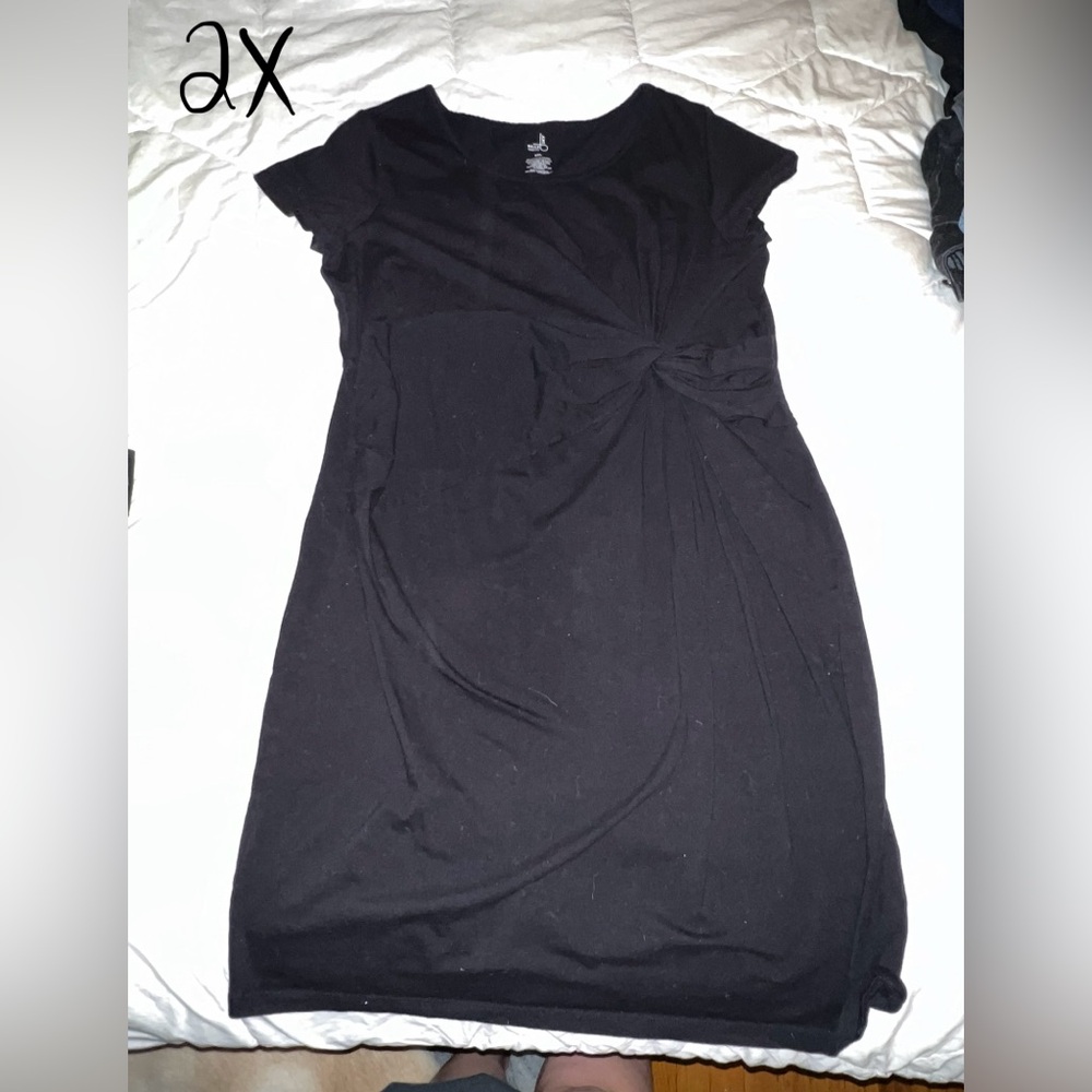 Belle Sky maternity dress.